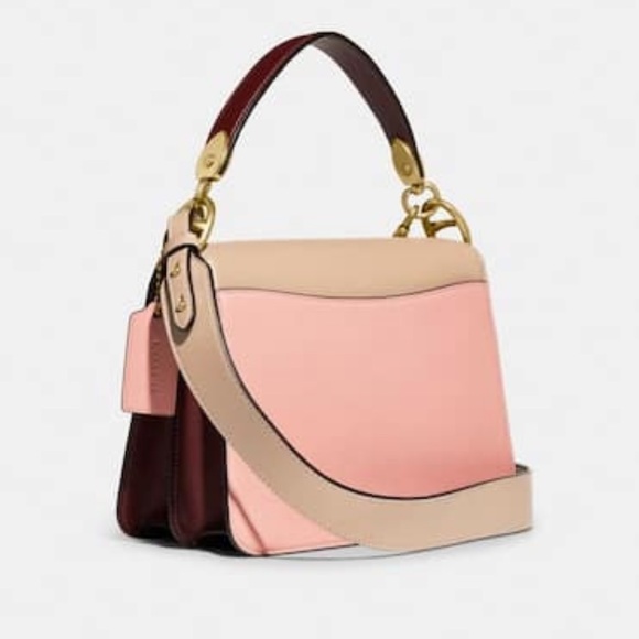 NEW COACH BEAT SHOULDER BAG IN COLORBLOCK - Picture 2 of 5